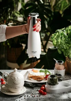 Keittiötarvikkeet^Adler suola- ja pippurimylly elektroninen valkoinen