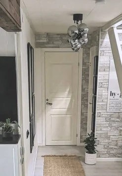 Sisustusvalaisimet^ Aneta Lighting kattovalaisin Molekyl musta 7-os.