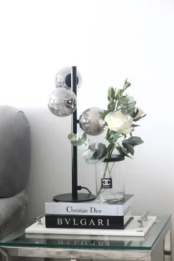 Sisustusvalaisimet^ Aneta Lighting pöytävalaisin Molekyl 3-os. musta