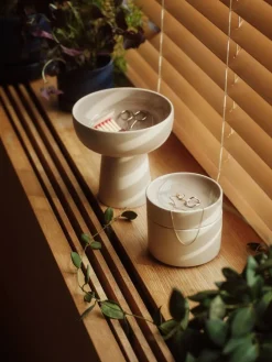 Ruoansäilytys Ja Järjestys^Arabia kannellinen rasia Kirnu 11x10 cm beige