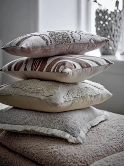 Sisustustekstiilit^Bloomingville tyyny Cabrie beige