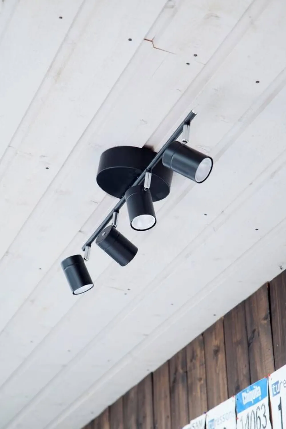 Sisustusvalaisimet^By Rydu00e9ns By Rydéns Correct 4-os kattovalaisin mattamusta