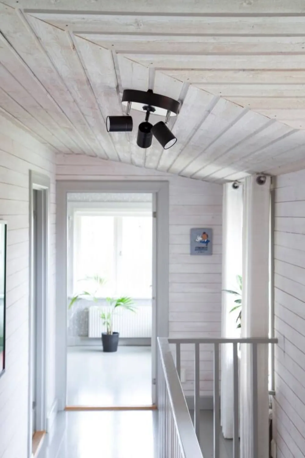 Sisustusvalaisimet^By Rydu00e9ns By Rydéns Correct 3-os kattovalaisin mattamusta