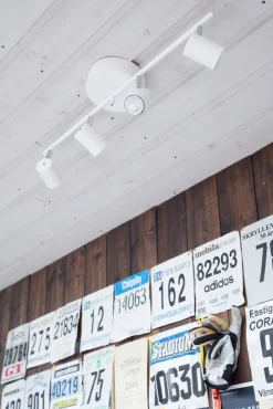 Sisustusvalaisimet^By Rydu00e9ns By Rydéns Correct 4-o.s kattovalaisin mattavalkoinen