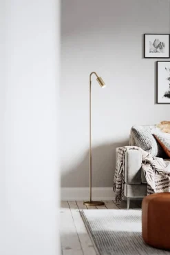 Sisustusvalaisimet^By Rydu00e9ns By Rydéns lattiavalaisin Curve mattakulta