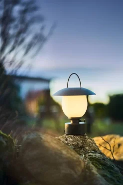 Sisustusvalaisimet^By Rydu00e9ns By Rydéns pöytävalaisin Castro IP44 musta