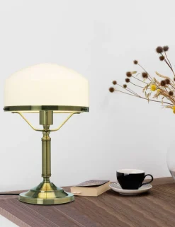 Sisustusvalaisimet^By Rydu00e9ns By Rydéns pöytävalaisin Ditmar antiikki opalilasi