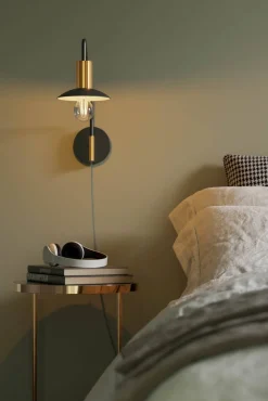 Sisustusvalaisimet^By Rydu00e9ns By Rydéns Quinn seinävalaisin lyhyt musta