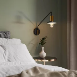 Sisustusvalaisimet^By Rydu00e9ns By Rydéns Quinn seinävalaisin lyhyt musta