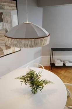 Sisustusvalaisimet^By Rydu00e9ns By Rydéns riippuvalaisin Francis Ø 60 cm valkoinen