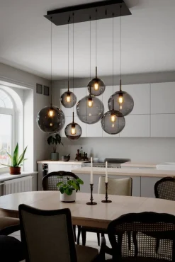 Sisustusvalaisimet^By Rydu00e9ns By Rydéns riippuvalaisin Laura 7-os 153 cm musta/savunharmaa