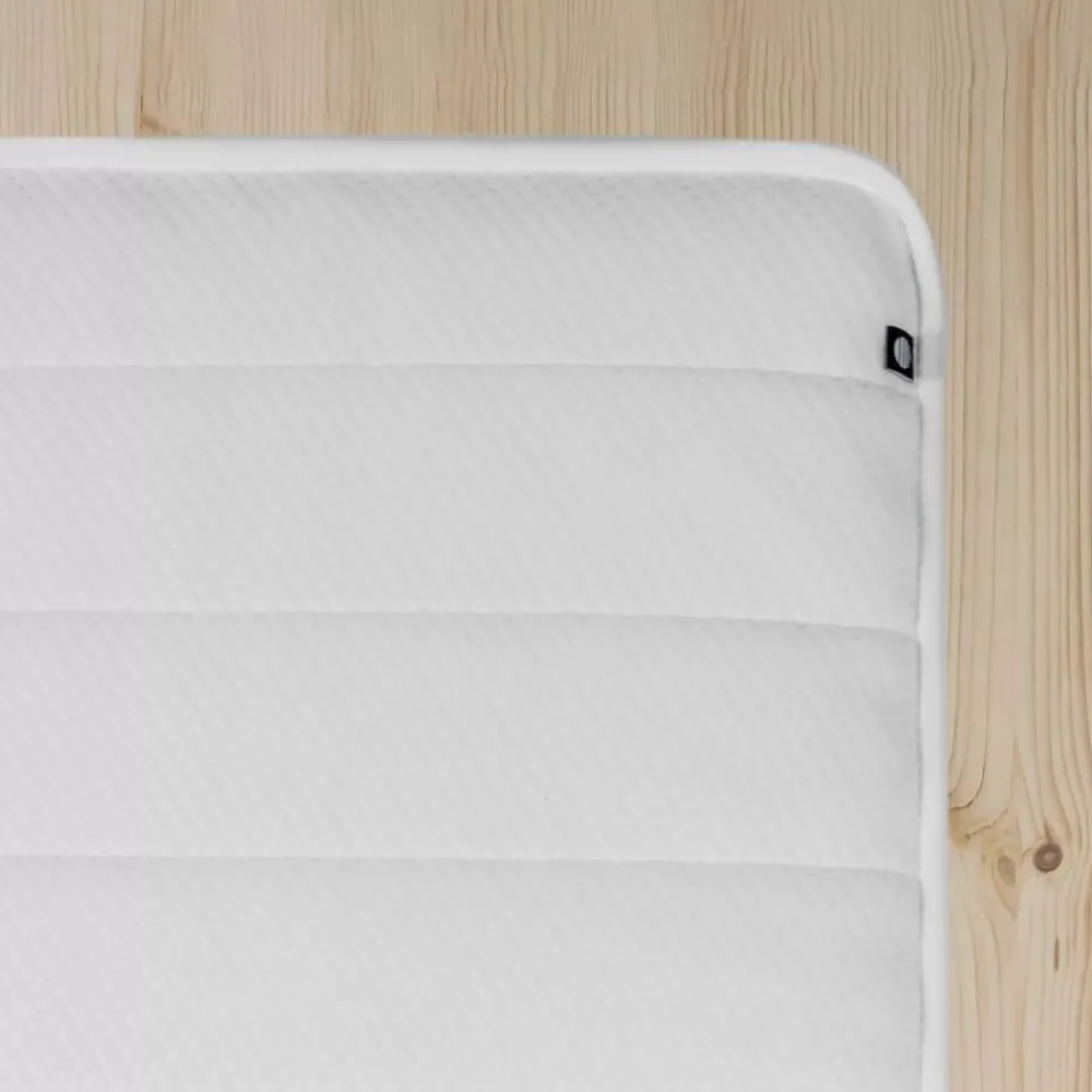 Vuodetekstiilit^Familon Memory sijauspatja 160x200x7