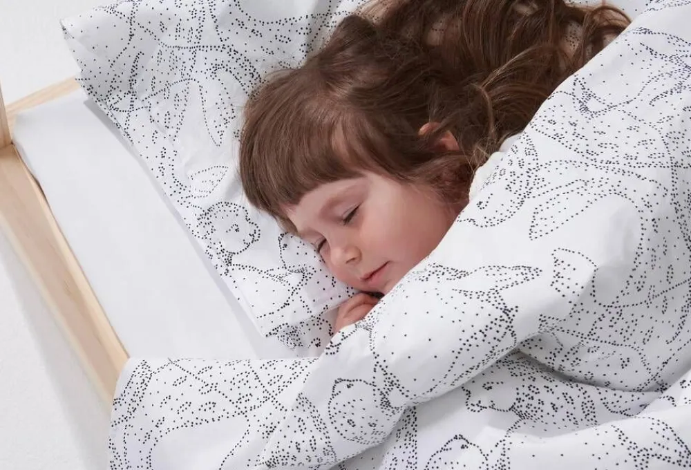 Lastenhuone|Vuodetekstiilit^Familon Norppa Organic lasten pl+tl setti mustavalk 120x160/40x60