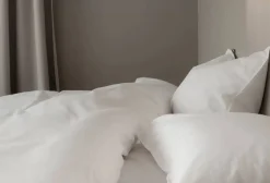 Vuodetekstiilit^Familon Percale Organic aluslakana valkoinen 150x270