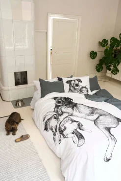 Vuodetekstiilit^Finlayson pussilakanasetti Selviytyjät 150x210+50x60 musta/valkoinen