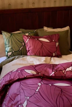 Vuodetekstiilit^Finlayson satiinipussilakanasetti Lilia 150x210+50x70 cm vih