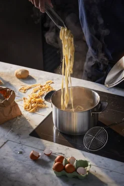 Keittoastiat^Fiskars All Steel kattila 5 L