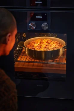 Paistoastiat^Fiskars All Steel paistovuoka 28 cm