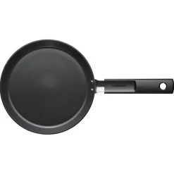Paistoastiat^Fiskars Hard Face ohukais- /omelettipannu 22 cm