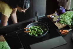 Paistoastiat^Fiskars Hard Face Paistinpannu 24 cm