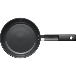 Paistoastiat^Fiskars Hard Face paistinpannu 20 cm