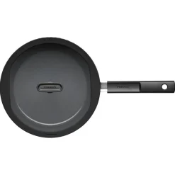 Paistoastiat^Fiskars Hard Face paistokasari 28 cm kannella