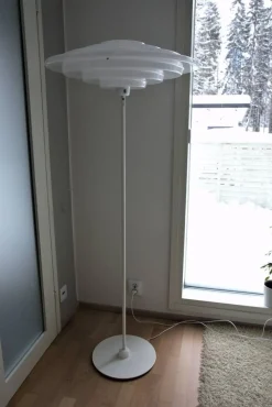 Sisustusvalaisimet^Fosto Luoto Ø 660 mm lattiavalaisin opal