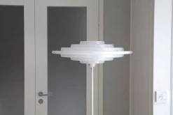 Sisustusvalaisimet^Fosto Luoto Ø 660 mm lattiavalaisin opal