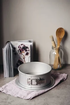 Leivonta^Heirol Leivonta irtopohjavuoka 20x7,6 cm anodisoitu alumiini