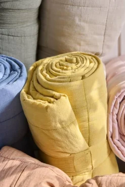 Sisustustekstiilit^IB Laursen peitto keltainen