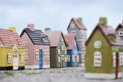 Lyhdyt Ja Kynttilänjalat^IB Laursen talolyhty My Home Town sininen ovi