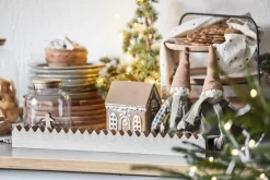 Lyhdyt Ja Kynttilänjalat^IB Laursen talolyhty Stillenat piparkakkutalo