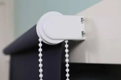 Verhot Ja Verhotarvikkeet^Ihanin pimentävä rullaverho musta 160x185 cm