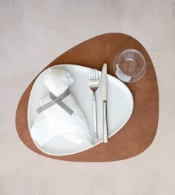 Keittiötekstiilit^LIND DNA pöytätabletti Nupo Curve L Nature