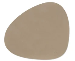 Keittiötekstiilit^LIND DNA pöytätabletti Nupo Curve L Clay Brown