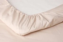 Vuodetekstiilit^4Living muotoonommeltu lakana 90x200 + 25 cm beige