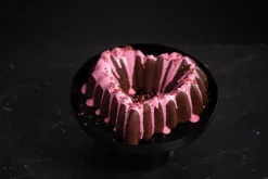 Leivonta^Maku kakkuvuoka sydän valualumiinia