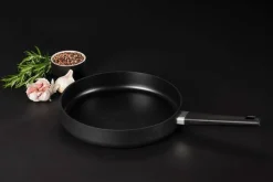 Paistoastiat^Maku paistinpannu 28 cm grafeeni