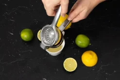 Keittiötarvikkeet^Maku sitruspuristin 22 cm rst