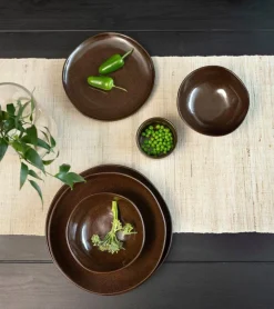 Astiat^Maku syvälautanen 23 cm brown edition