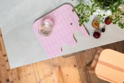 Lastenhuone|Veitset Ja Leikkuulaudat^Muurla norsu Chop&Serve -lauta M vaaleanpunainen