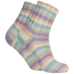 Kankaat Ja Käsityötarvikkeet^Novita 7 Veljestä Raita lanka 100 g morsiuskaari 974