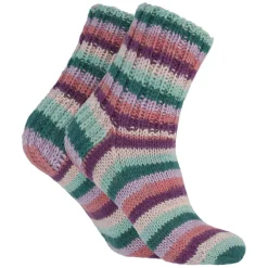 Kankaat Ja Käsityötarvikkeet^Novita 7 Veljestä Raita lanka 100 g pastellikaari 977