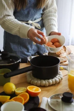 Keittoastiat^Opa kasari Cerabasic 1,8 l kannella