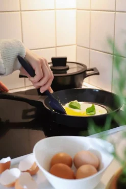 Paistoastiat^Opa paistinpannu Cerapro 24 cm