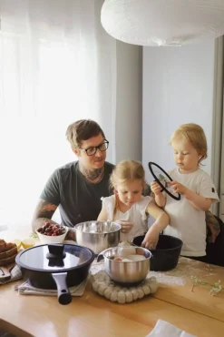 Paistoastiat^Opa paistokasari Cerapro 28 cm kannella