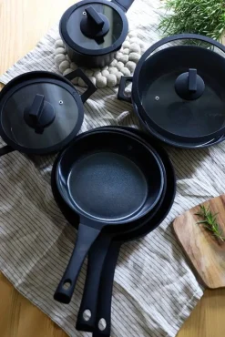 Paistoastiat^Opa paistokasari Cerapro 28 cm kannella