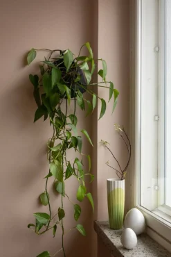 Pääsiäinen^Pentik muna Studio 8 cm valkoinen