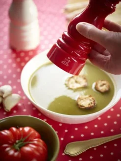 Keittiötarvikkeet^Peugeot pippurimylly ParisRama U´Select 18 cm punainen