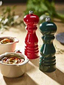 Keittiötarvikkeet^Peugeot suolamylly ParisRama U´Select 18 cm metsän vihreä